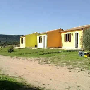 Casteldoria Bed & Breakfast